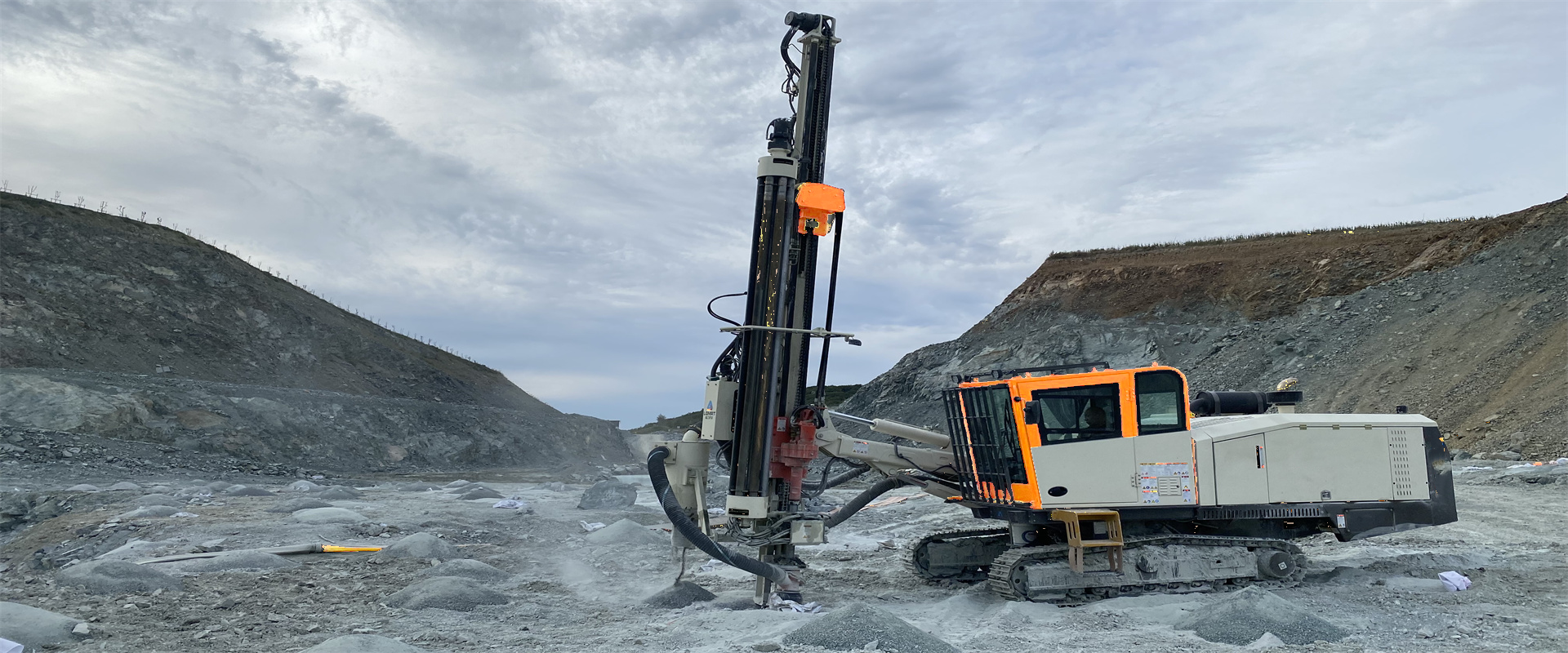 TL-150 Surface DTH Drill Rig